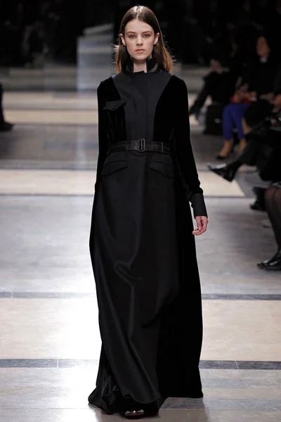 Look 37